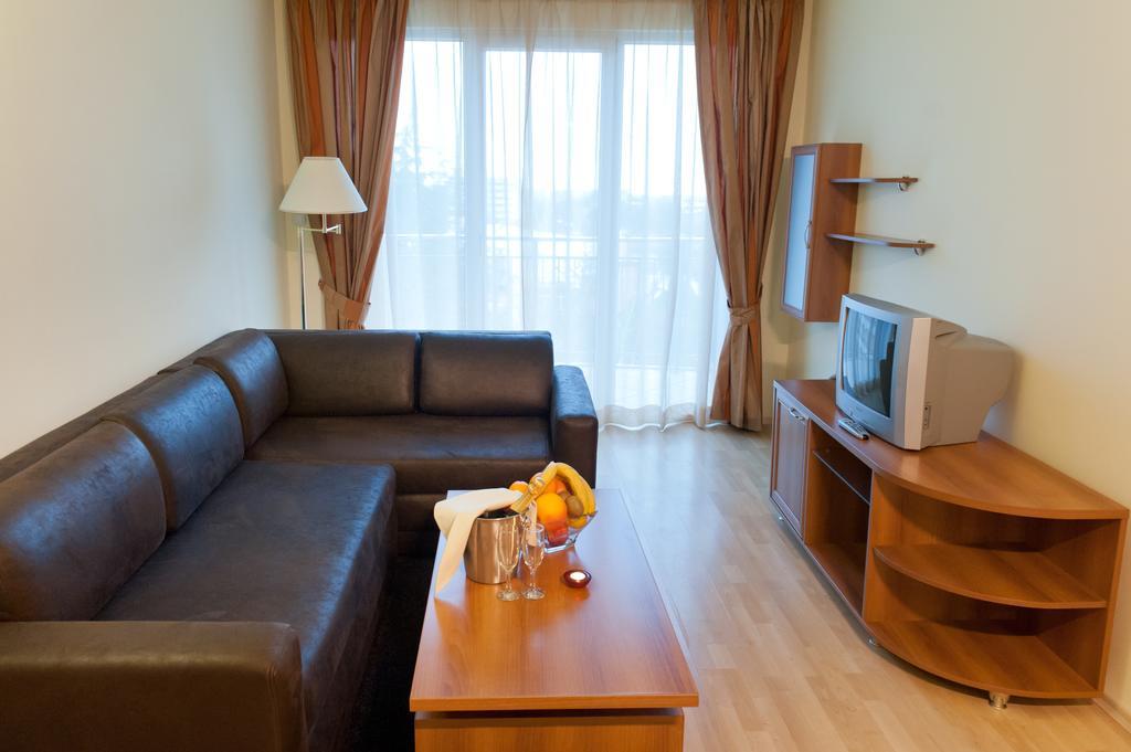 Hotel Astrea Chissarja Zimmer foto